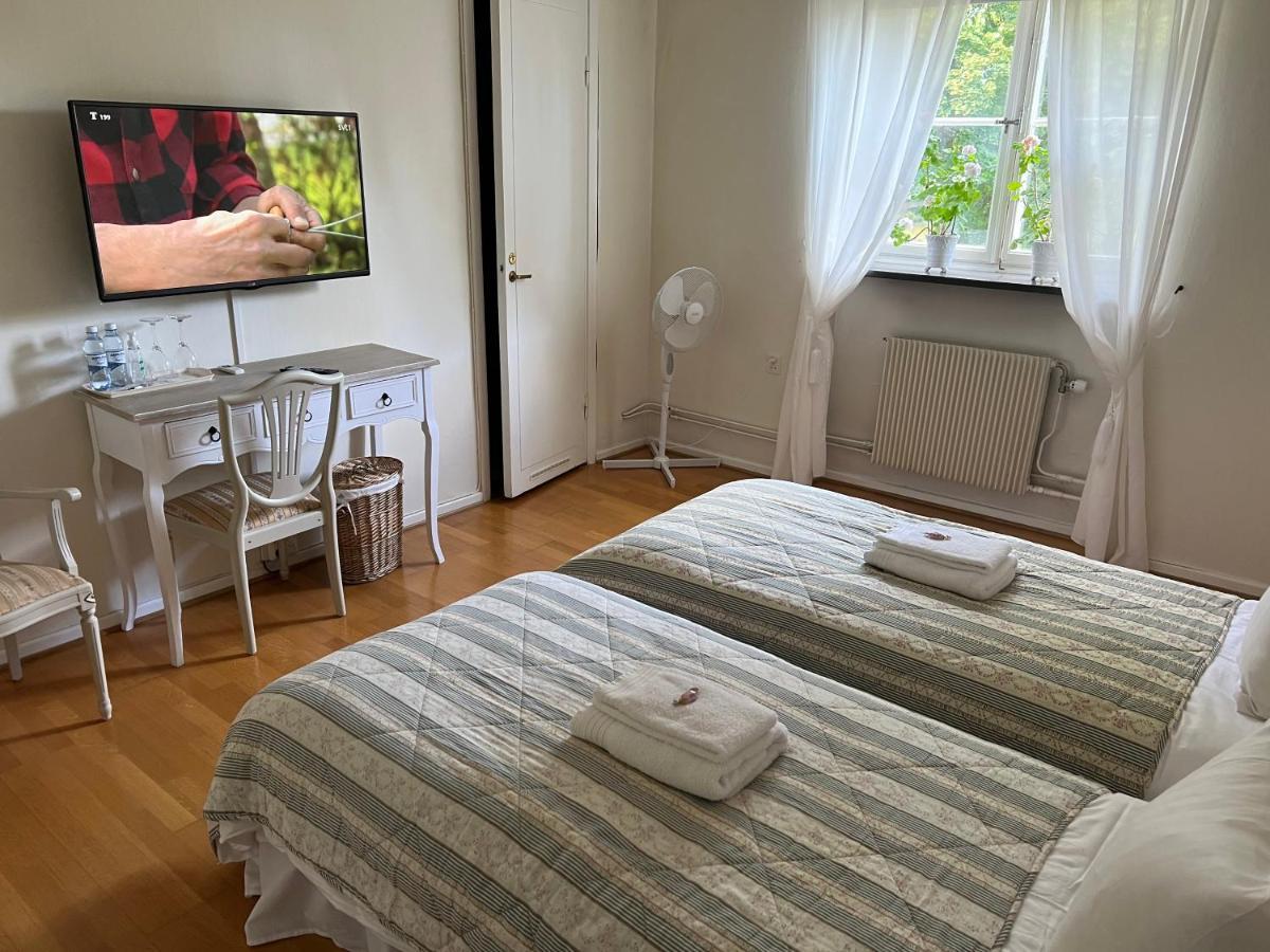 Herrgards Hotell Gyllene Haesten Västervik Esterno foto